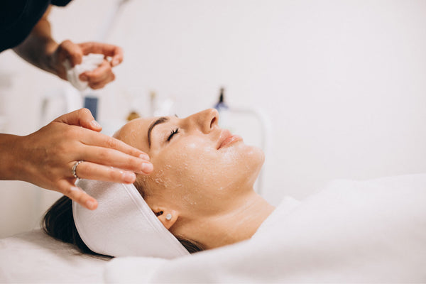 'New  Super Anti-Oxidant Facial -“C the Glow” Treatment